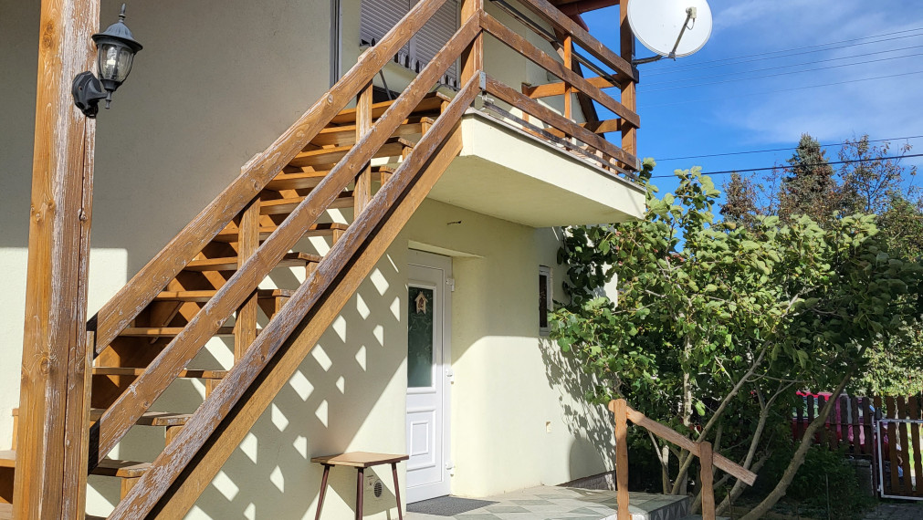 Na predaj zrekonštruovaný rodinný dom v lukratívnej rekreačnej oblasti Dunasziget – Maďarsko