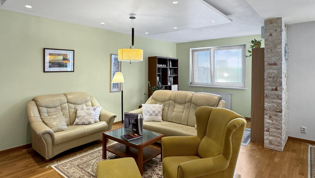 Na Predaj - 3i byt - Ružinov - Štrkovec