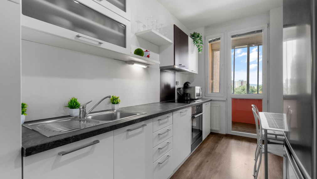 PREDANÉ 3-izb.byt, 74,6m2, lodžia, Romanova-Petržalka