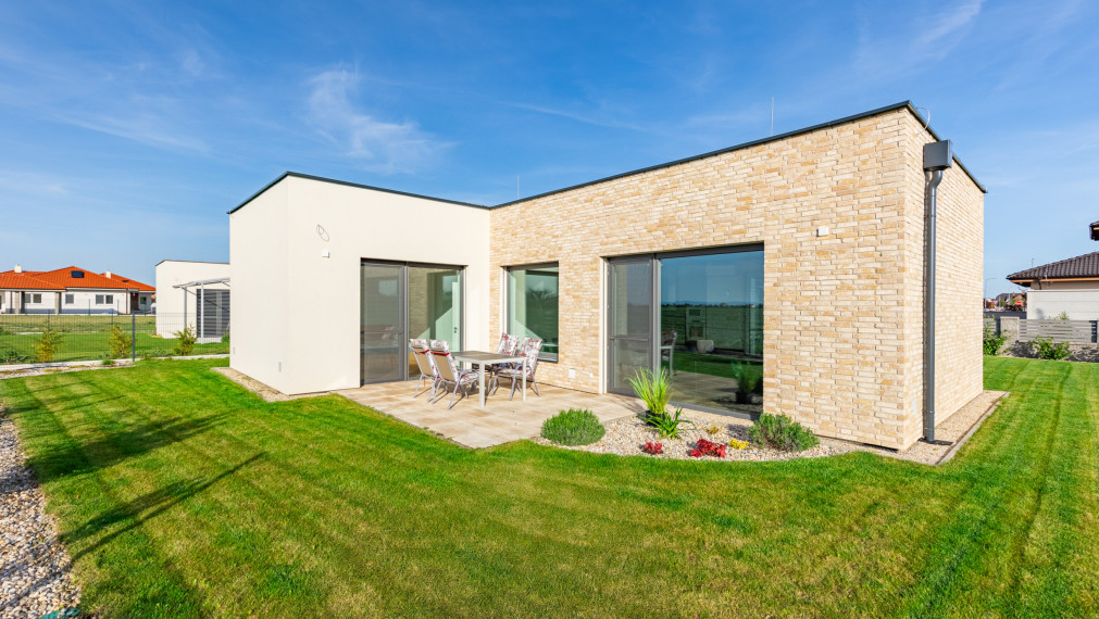 Moderný 4i rodinný bungalov na dlhodobý prenájom | Šamorín