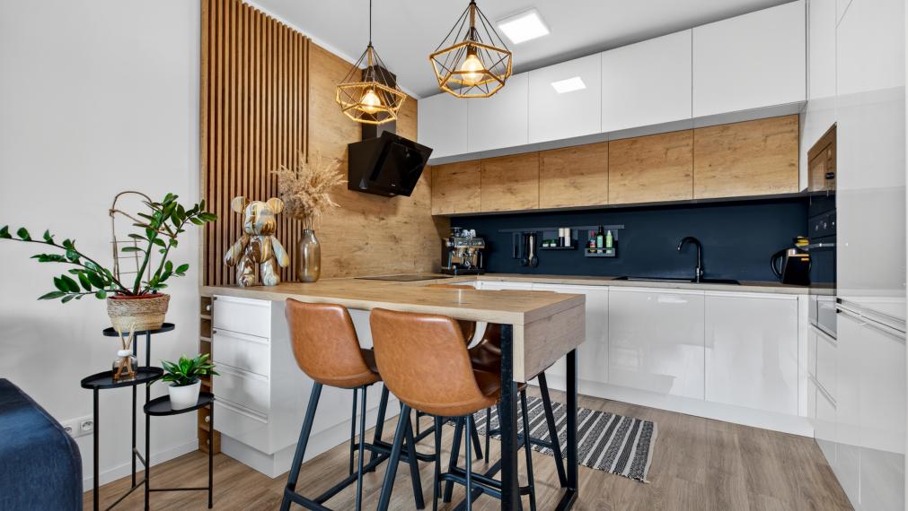Predaj moderný kompletne zariadený 2-izbový byt s príjemnou lodžiou, Bory, Bratislava