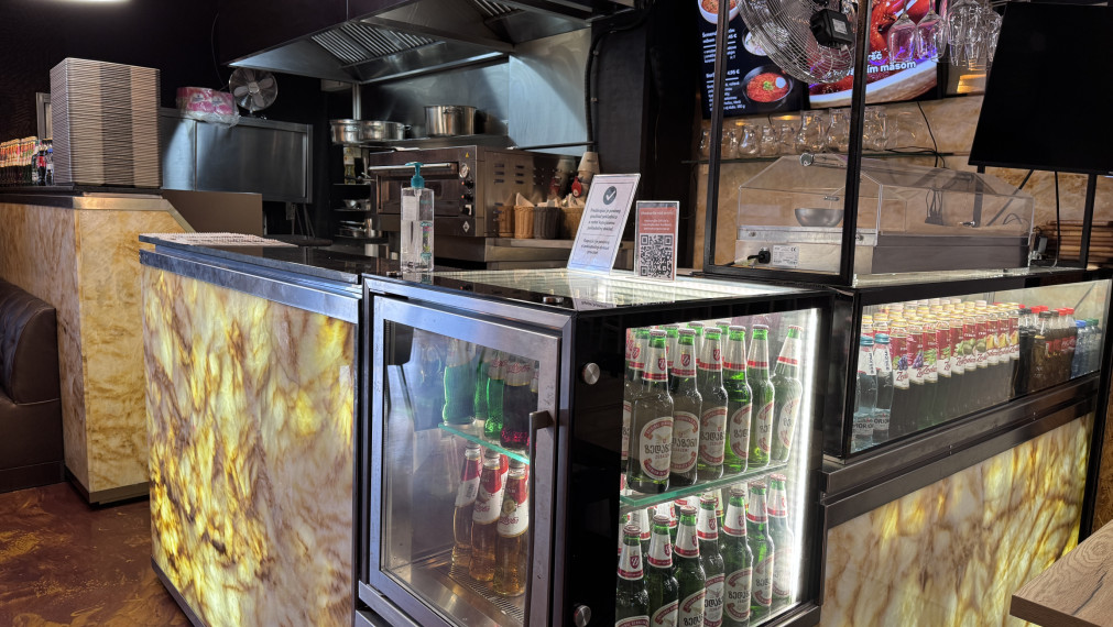 ODSTÚPENIE ZABEHNUTEJ GASTRO PREVÁDZKY VO FRESH MARKETE – BA