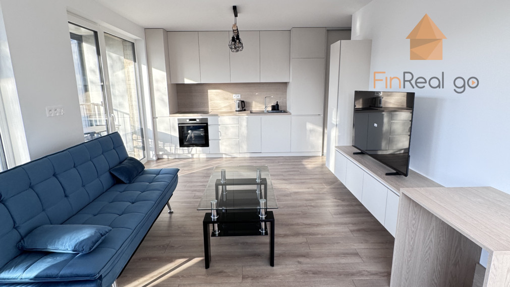 Prenájom - Úplne nový 2i byt s veľkým balkónom a parkovaním