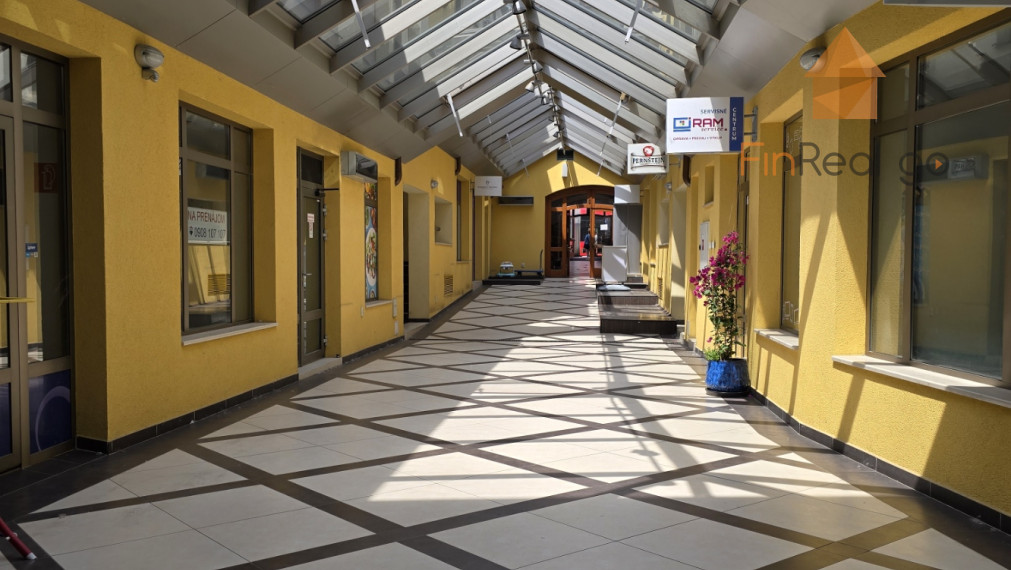 INVESTIČNÁ PRÍLEŽITOSŤ 168 m² + 8 m² terasa – OBCHODNÁ ULICA, STARÉ MESTO, BRATISLAVA I