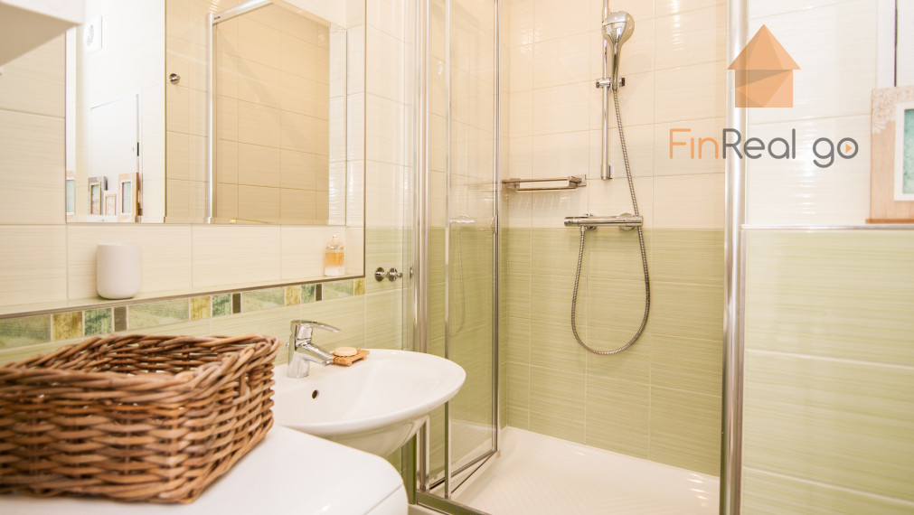 Predaj 2-garsónka 53,44m2 Deluxe v Petržalke pri električkovej zástavke