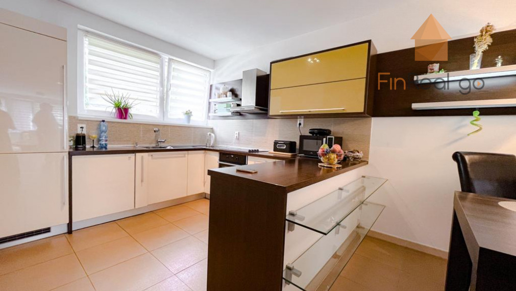 ZNÍŽENÁ CENA! Predaj 4 izbového bytu  so záhradkou v novostavbe v Dunajskej Lužnej