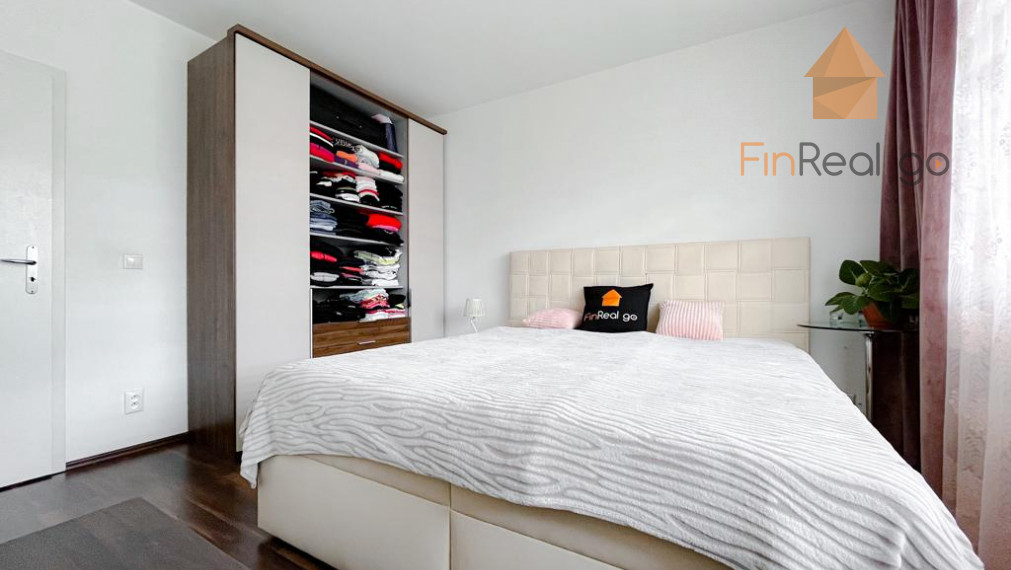 ZNÍŽENÁ CENA! Predaj 4 izbového bytu  so záhradkou v novostavbe v Dunajskej Lužnej