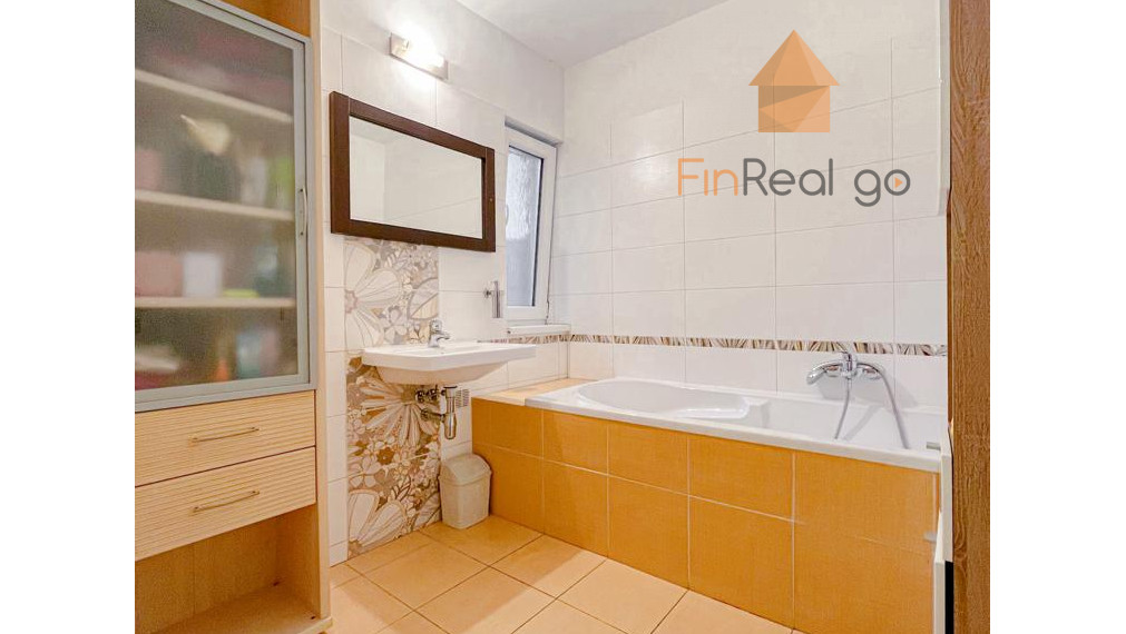 ZNÍŽENÁ CENA! Predaj 4 izbového bytu  so záhradkou v novostavbe v Dunajskej Lužnej