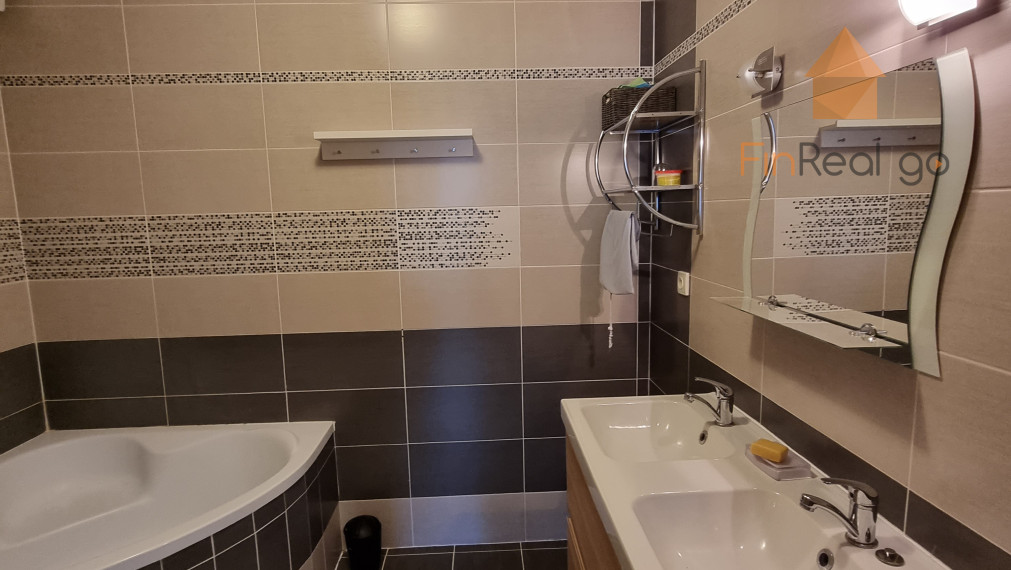 Predané - Predaj - exkluzívne 2-izbový byt v nadstavbe, Svätopluková, Pezinok