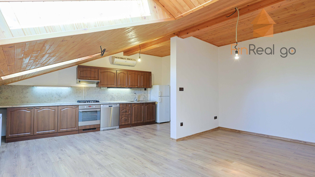 Predaj Kancelárske alebo obchodné priestory -  Bratislava-Rusovce na Balkánskej ulici