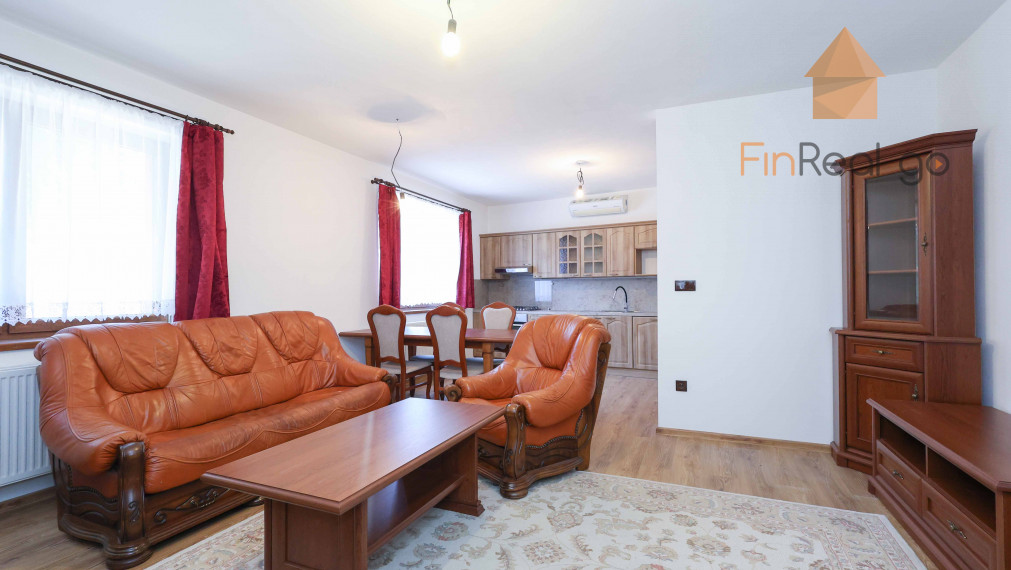 Predaj Kancelárske alebo obchodné priestory -  Bratislava-Rusovce na Balkánskej ulici