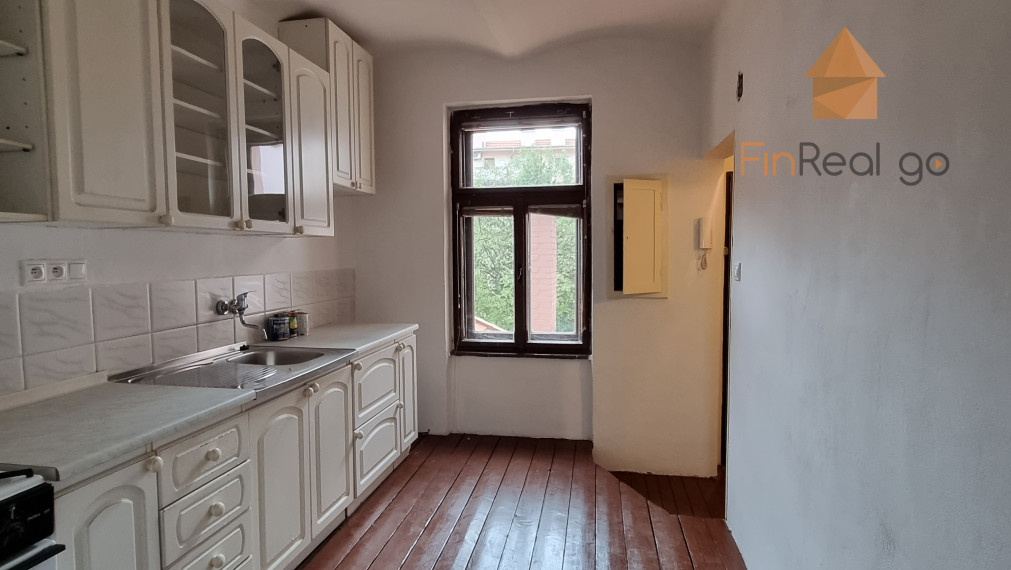 PREDANĚ - "Pavláč" Predaj - 2i Byt Osadná Bratislava - Nové Mesto