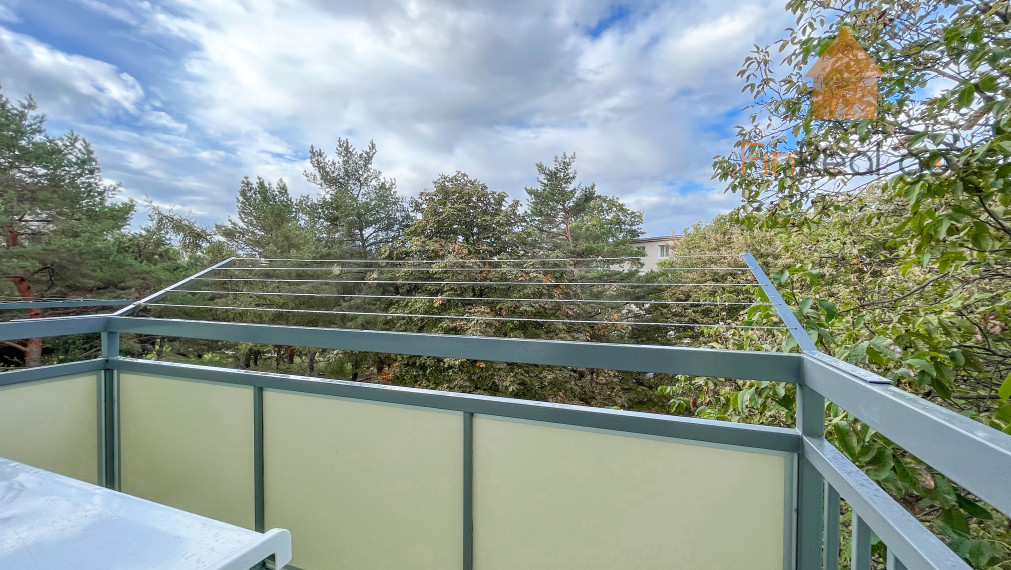 PREDANÉ - Na predaj moderne zrekonštruovaný 2i byt vo vyhľadávanej lokalite v blízkosti jazera Štrkovec na Moldavskej ulici.