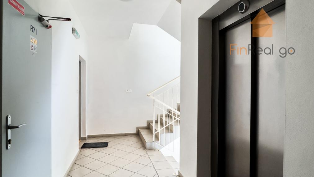 Prenajaté - útulný 2-izbový byt na Šustekovej ul. Petržalka