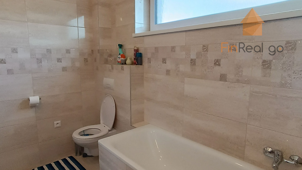 PRENAJATÉ- Na prenajom 3i byt Lehnice