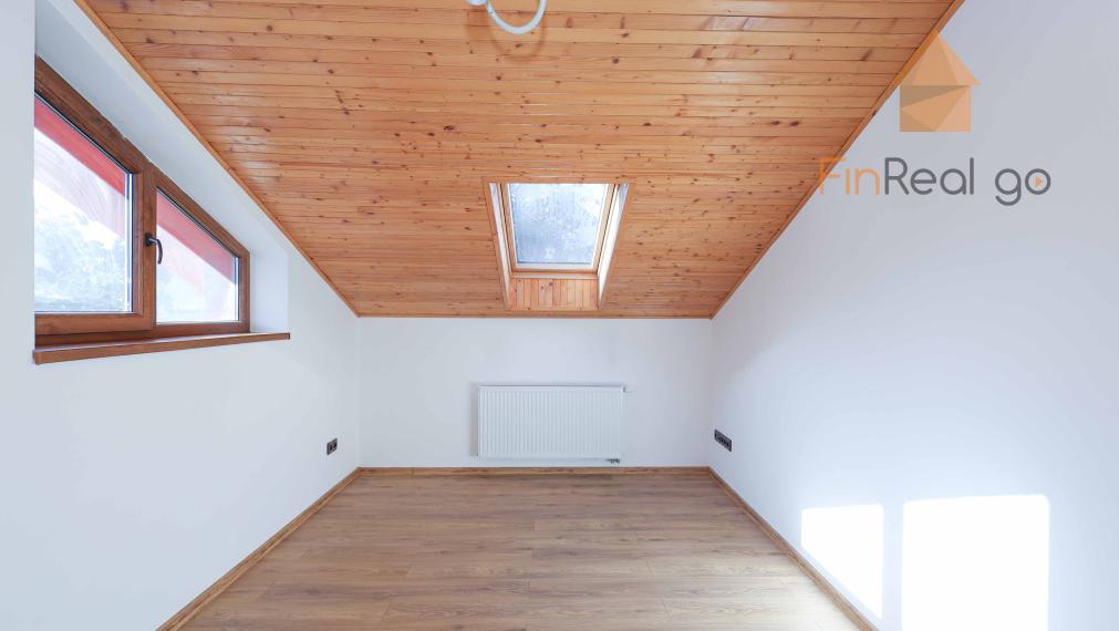 Predaj Kancelárske alebo obchodné priestory -  Bratislava-Rusovce na Balkánskej ulici