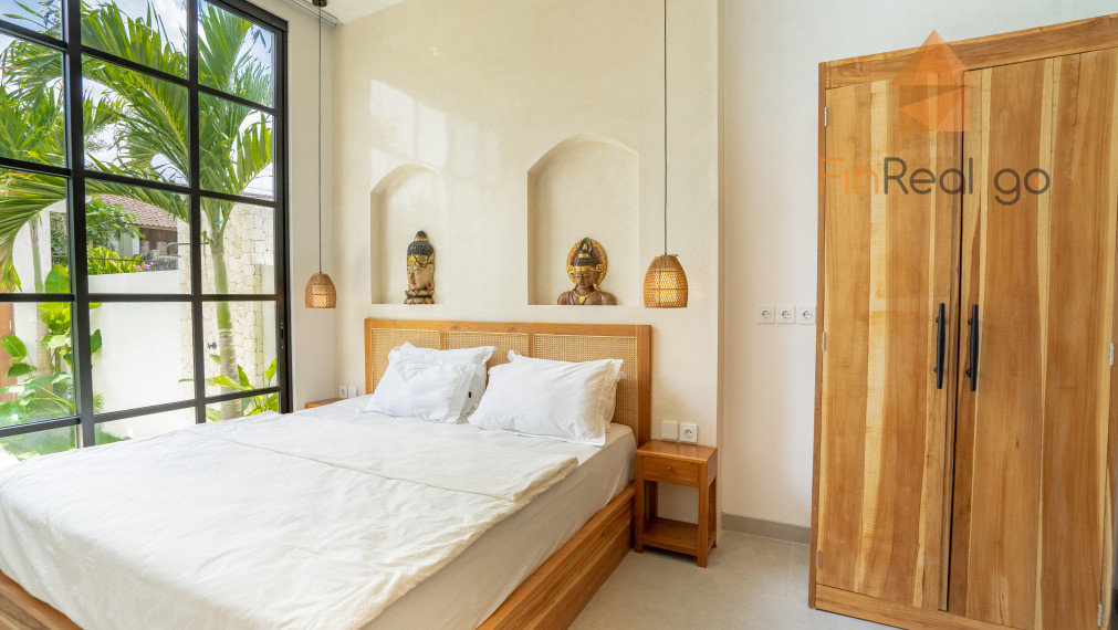 Predaj 3- spálňová kompletne zariadená vila Berawa Bali, Indonézia