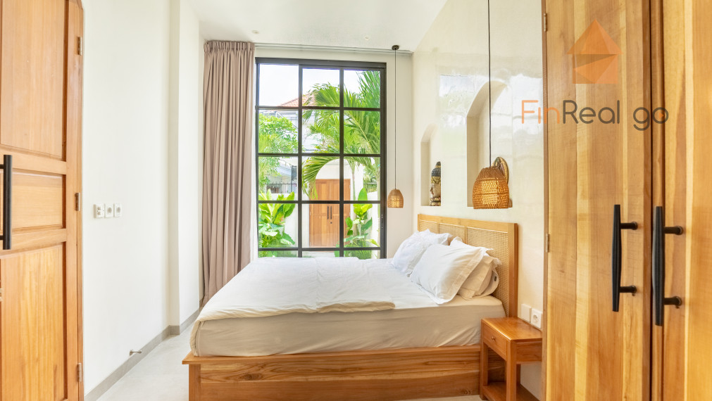 Predaj 3- spálňová kompletne zariadená vila Berawa Bali, Indonézia