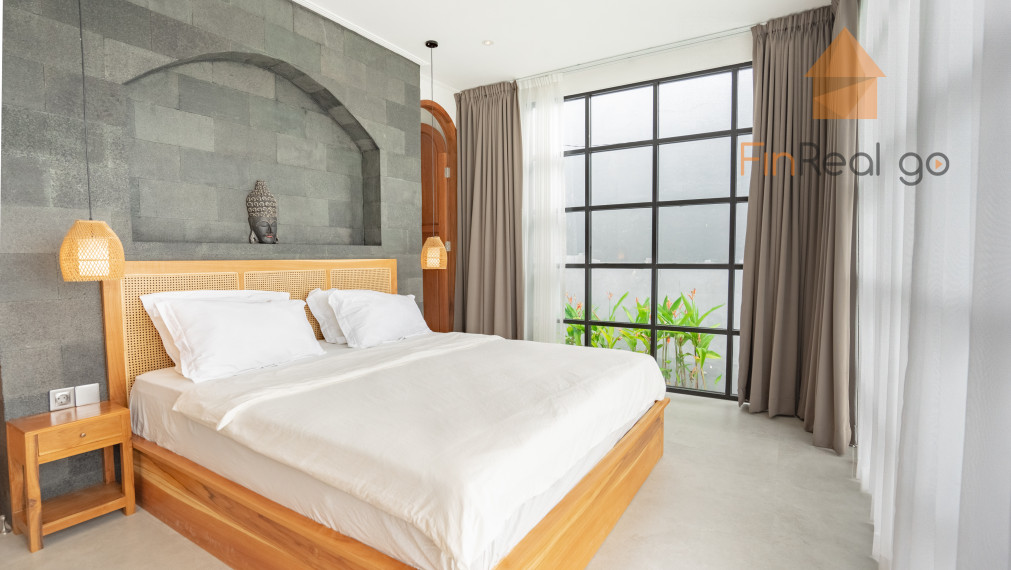 Predaj 3- spálňová kompletne zariadená vila Berawa Bali, Indonézia
