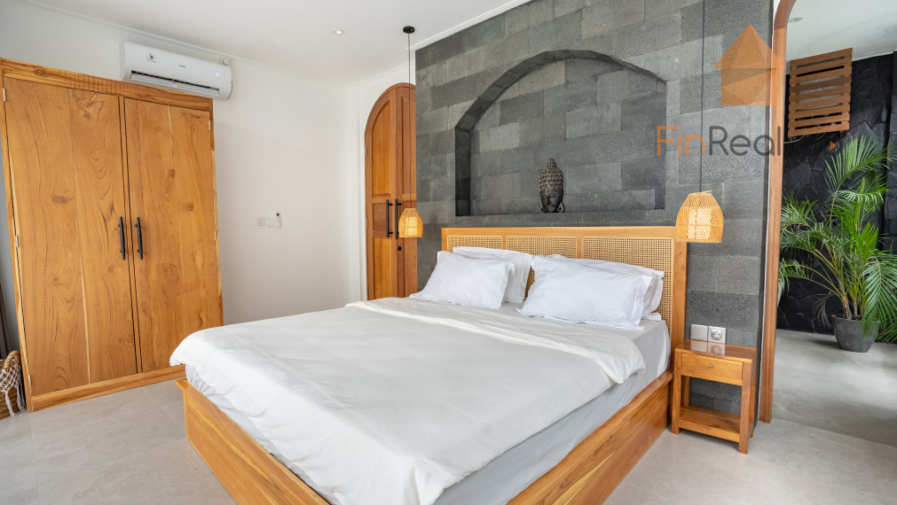 Predaj 3- spálňová kompletne zariadená vila Berawa Bali, Indonézia