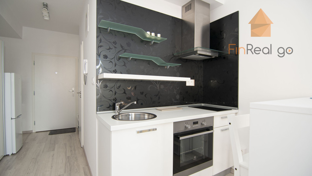 REZERVOVANÉ-Predaj 1-izb.byt/ garsónka 23m2 Vietnamská ul., Ružinov-BAII