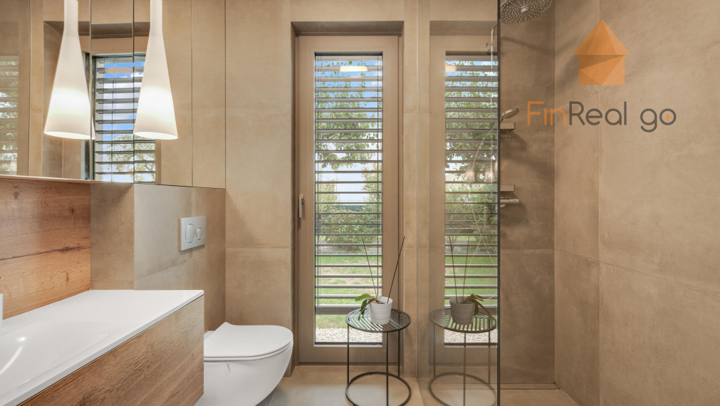 Predaj - 4-izb. rodinný dom v Jablonovom s jedinečným dizajnom a charizmatickou záhradou