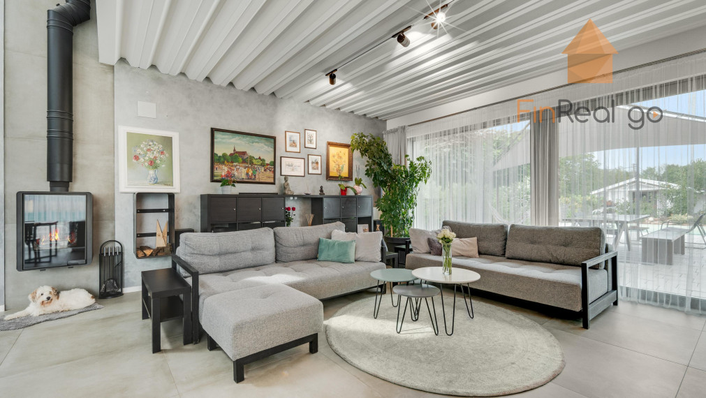 Predaj - 4-izb. rodinný dom v Jablonovom s jedinečným dizajnom a charizmatickou záhradou