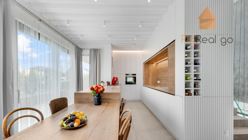 Predaj - 4-izb. rodinný dom v Jablonovom s jedinečným dizajnom a charizmatickou záhradou