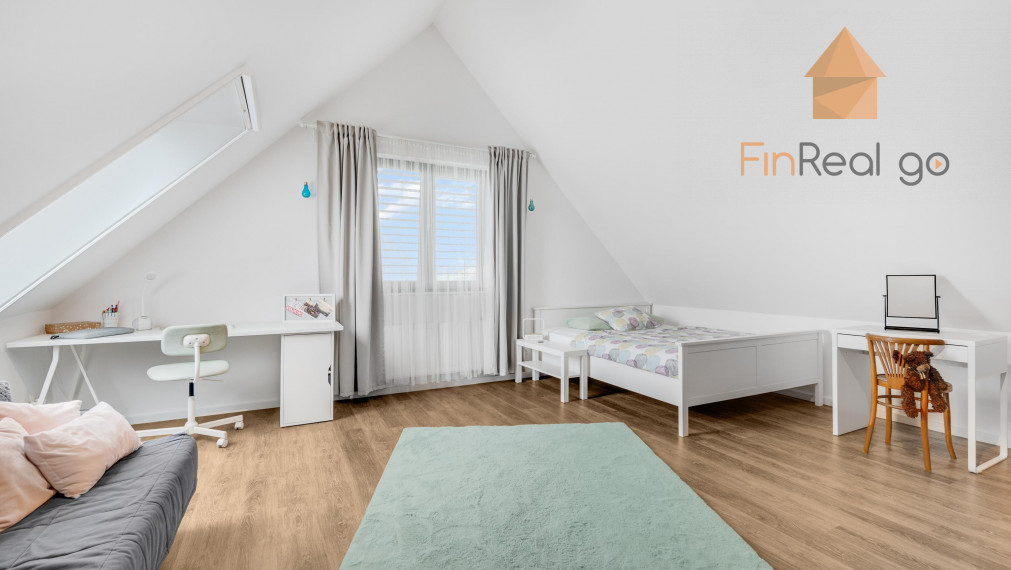 Predaj - 4-izb. rodinný dom v Jablonovom s jedinečným dizajnom a charizmatickou záhradou