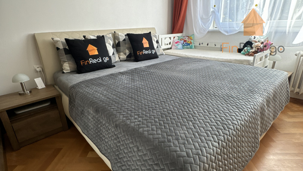 Na predaj - zrekonštruovaný 3izbový byt - Bratislava Ružinov Exnárova