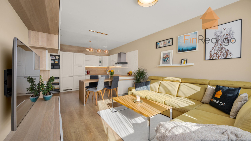 REZERVOVANÉ- 3-izbový byt FUXOVA, Petržalka