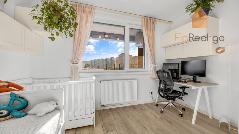 REZERVOVANÉ- 3-izbový byt FUXOVA, Petržalka