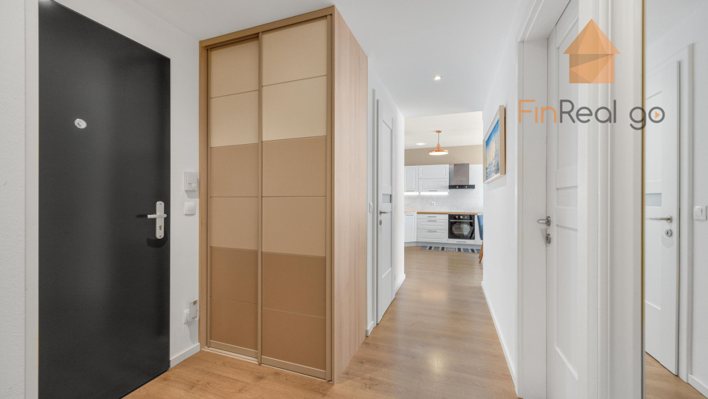 REZERVOVANÉ- 3-izbový byt FUXOVA, Petržalka