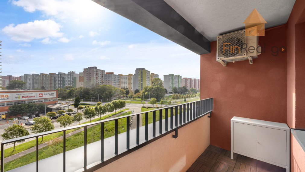 REZERVOVANÉ- 3-izbový byt FUXOVA, Petržalka