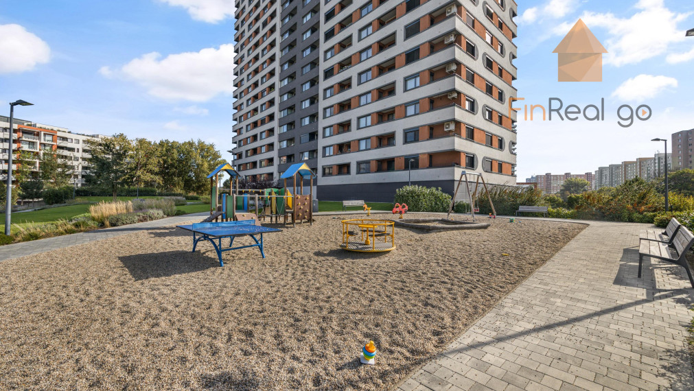 REZERVOVANÉ- 3-izbový byt FUXOVA, Petržalka