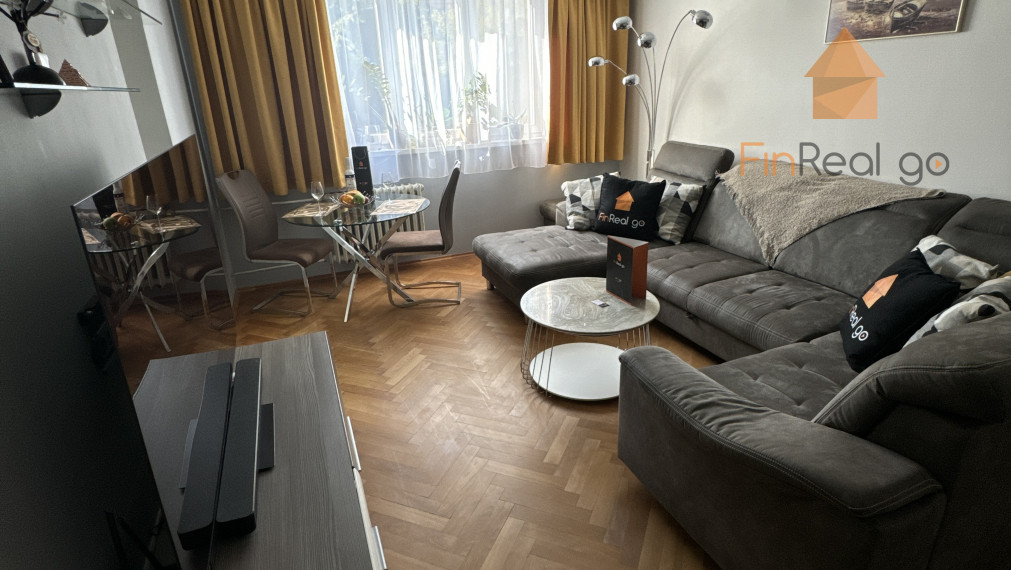 REZERVOVANÉ Na predaj - zrekonštruovaný 3izbový byt - Bratislava Ružinov Exnárova