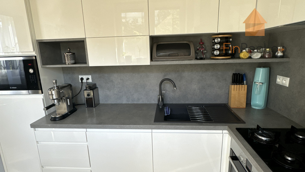 REZERVOVANÉ Na predaj - zrekonštruovaný 3izbový byt - Bratislava Ružinov Exnárova