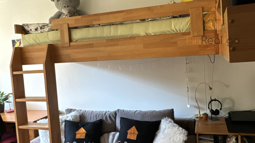 REZERVOVANÉ Na predaj - zrekonštruovaný 3izbový byt - Bratislava Ružinov Exnárova