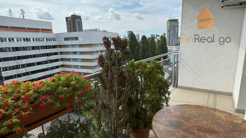 Na Predaj - 3i byt - Ružinov - Štrkovec