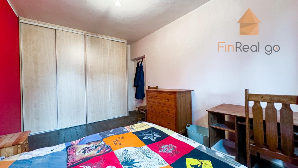 Predáme zariadený 7,5izbový rodinný dom v tichej časti Rače