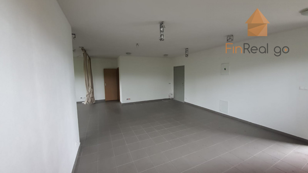 Prenájom Obchod - Kancelárský/Obchodný priestor v Novostavbe