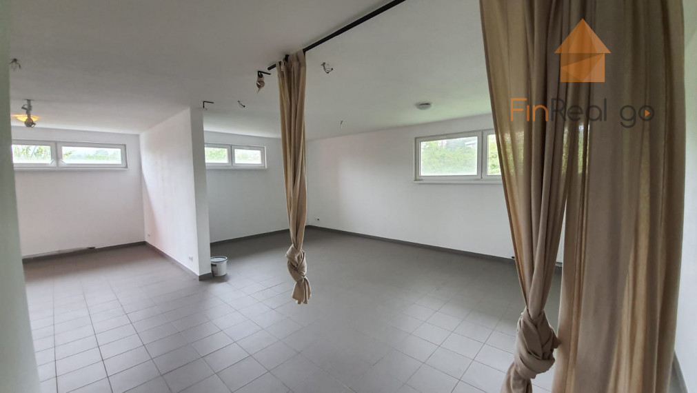 Prenájom Obchod - Kancelárský/Obchodný priestor v Novostavbe