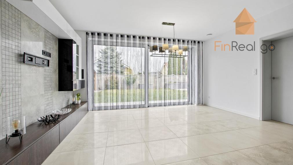 Na prenájom moderne zariadená 5-izbová rodinná vila s veľkorysým pozemkom v Galante