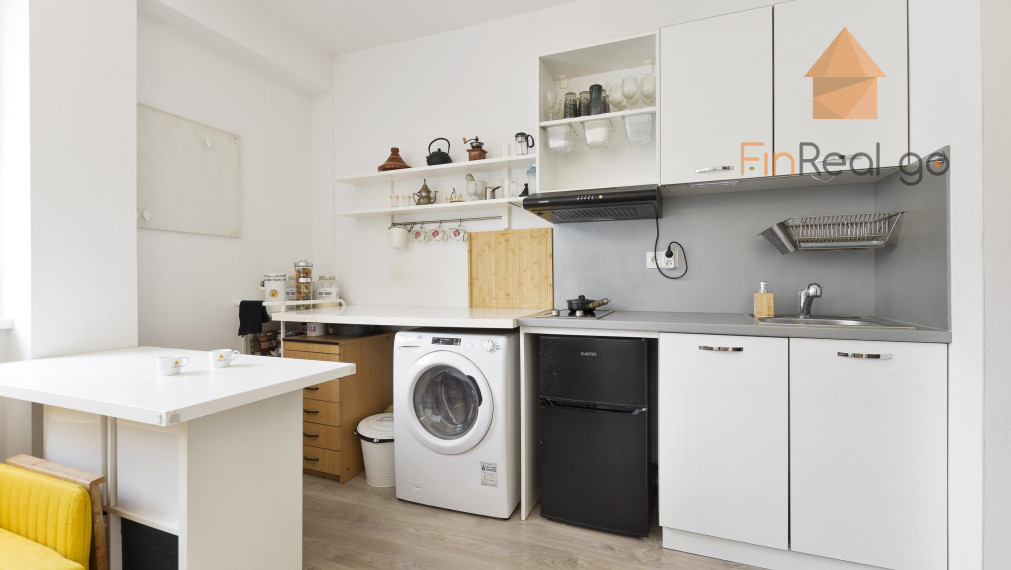 Predané -Na Predaj  svetlá zariadená garsónka Podunajských Biskupiciach -  Bratislava.