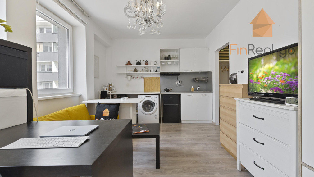 Predané -Na Predaj  svetlá zariadená garsónka Podunajských Biskupiciach -  Bratislava.