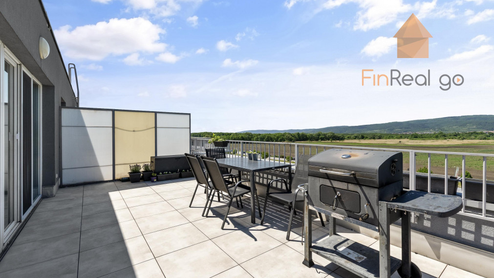 PREDANÉ moderný 4-izb byt, 2 terasy, spolu 124m2, gar.státie v cene