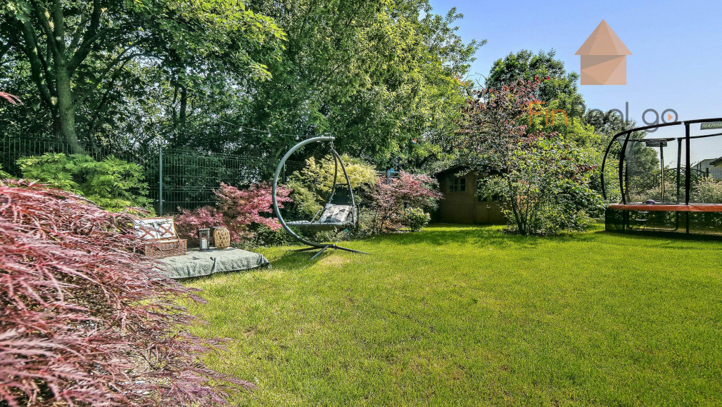 REZERVOVANÉ - RD bungalov Rovinka 170m2, dvojgaráž, 715m2 pozemok, krásne upravená záhrada, záhradný domček