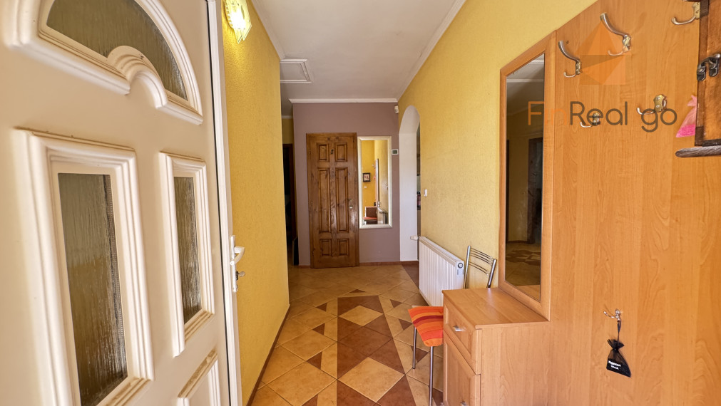 FINREALGO - NA PREDAJ - 3i Rodinný Dom v Trhová  Hradská so záhradou - 20 ročná stavba v tichej ulici