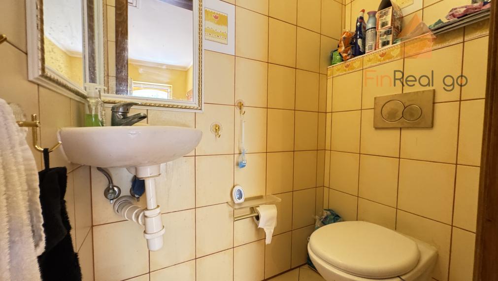 FINREALGO - NA PREDAJ - 3i Rodinný Dom v Trhová  Hradská so záhradou - 20 ročná stavba v tichej ulici