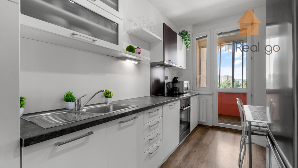 PREDANÉ 3-izb.byt, 74,6m2, lodžia, Romanova-Petržalka